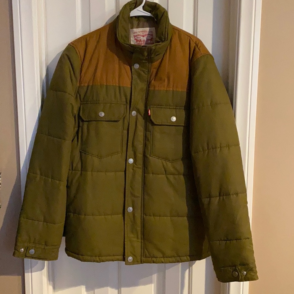 Levi’s Insulated Hooded Trucker Jacket